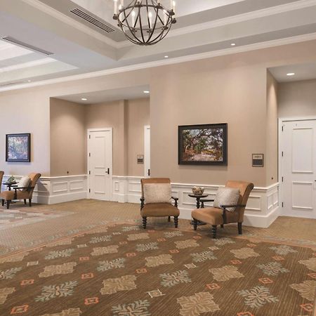 Embassy Suites Savannah Historic District Екстериор снимка