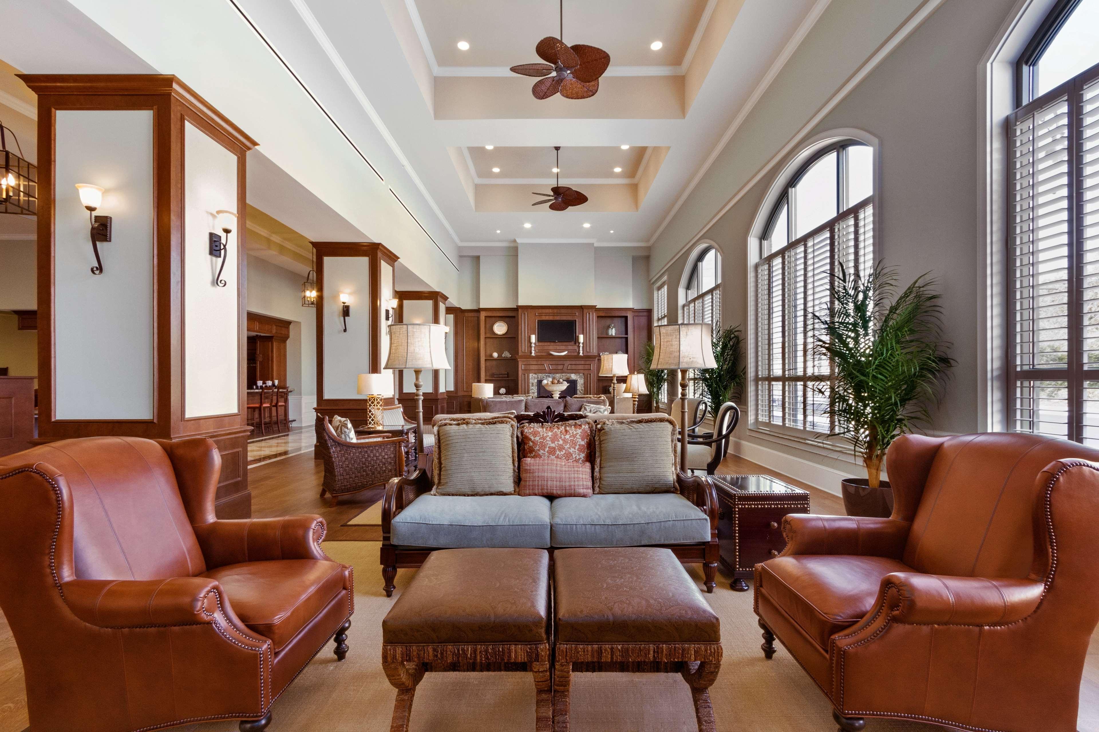 Embassy Suites Savannah Historic District Екстериор снимка